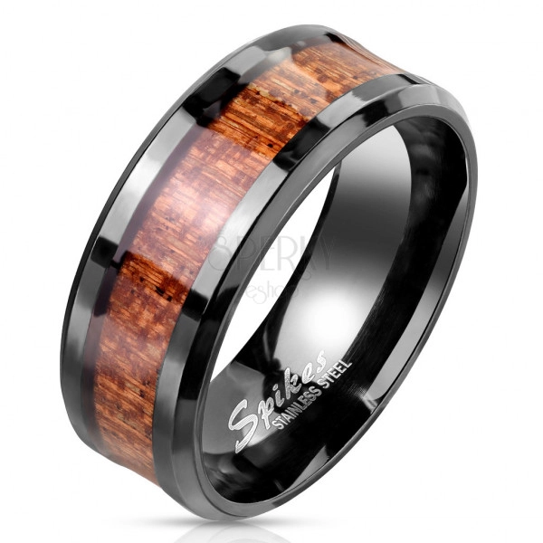 Oceľový prsteň v čiernej farbe - prúžok s dreveným motívom, hladká číra glazúra