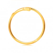 Prsteň zo žltého 14K zlata - zatočený šíp, rozpojené ramená prsteňa