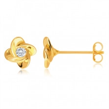 Diamantové náušnice v žltom 14K zlate - kvietok s čírym briliantom, puzety