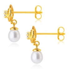 Diamantové náušnice v 14K žltom zlate - briliant, kvet s lupeňmi, biela sladkovodná perla