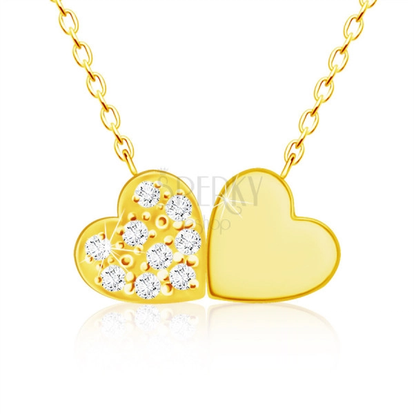 Diamantový náhrdelník zo žltého 14K zlata - spojené malé srdcia, číre brilianty 