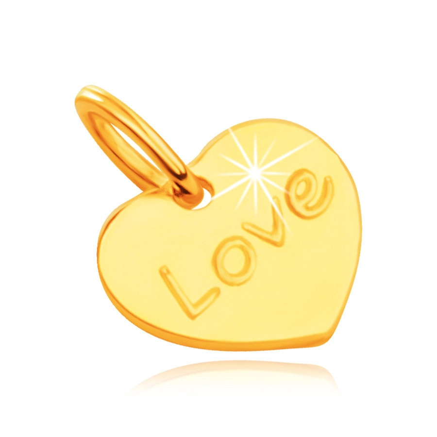 14K prívesok v žltom zlate - ploché symetrické srdce s gravírovaným nápisom Love, zrkladlový lesk
