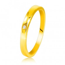 Prsteň zo žltého 375 zlata - jemne skosené ramená, číry zirkón