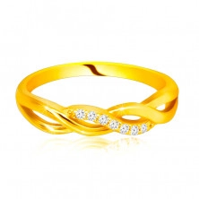 Lesklý prsteň zo 14K žltého zlata - prepletené vlnky, zirkónová línia