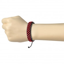 Kožený náramok na ruku - čierno - červené štvorce, nastaviteľná dĺžka