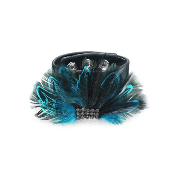 Čierny kožený náramok - modré pávie perá