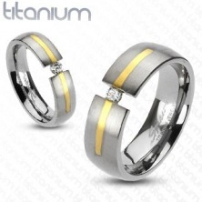 Titánový prsteň striebornej farby - prúžok zlatej farby, zirkón