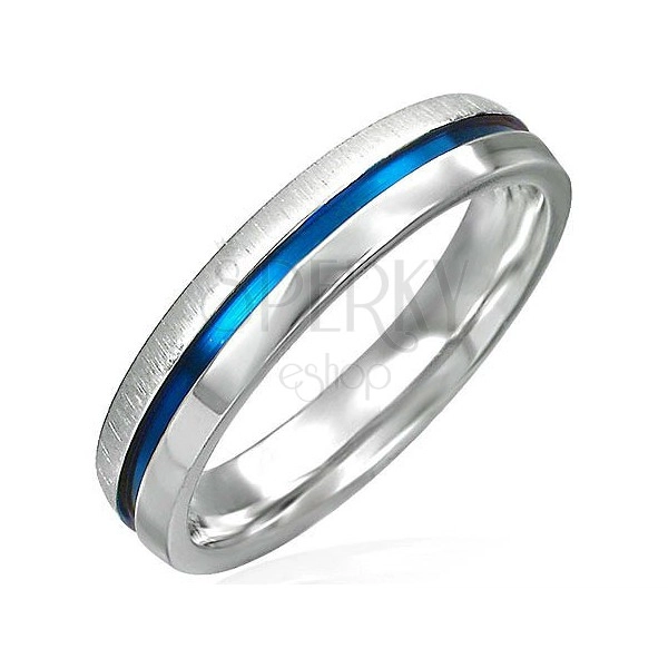 Oceľový prsteň s modrým pásom - polka lesklá, polka matná