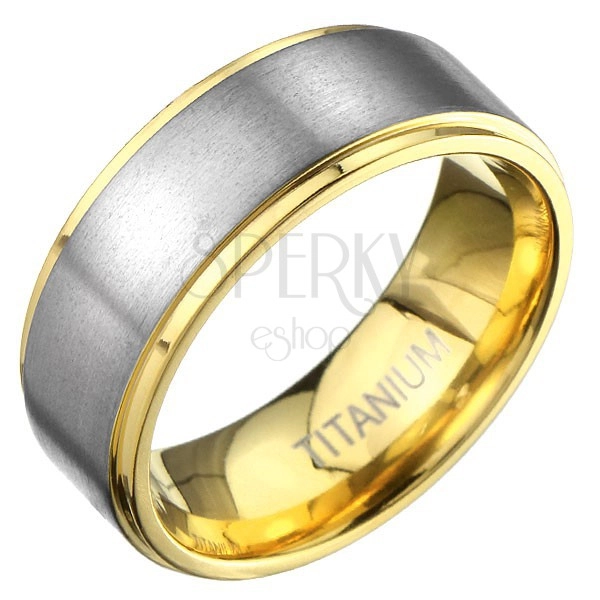 Titánový prsteň v zlatej farbe s matným pásom striebornej farby