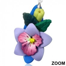 Náušnice FIMO - vystúpený púčik a fialový kvet na oválnom podklade
