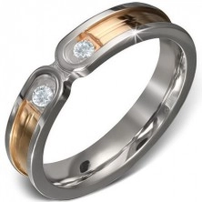 Oceľový prsteň - pruh zlatej farby s lemom striebornej farby, dva číre zirkóny